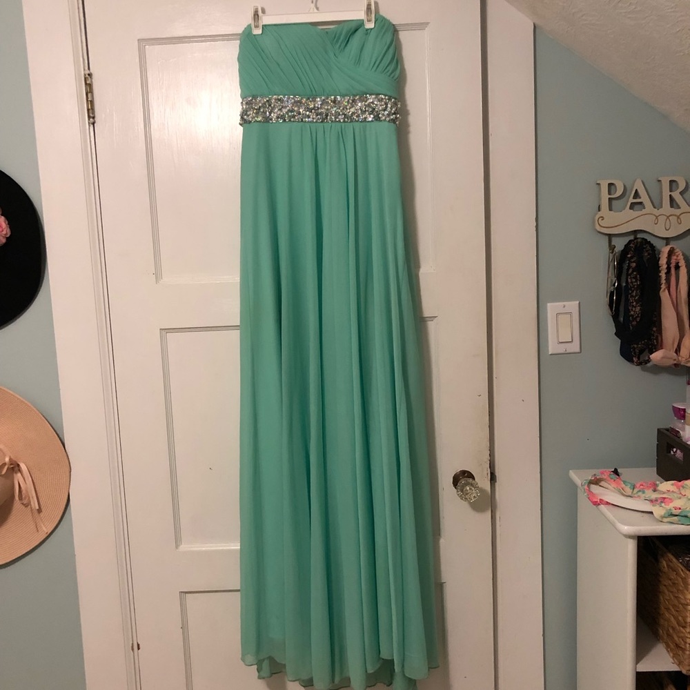 Prom/formal dress
